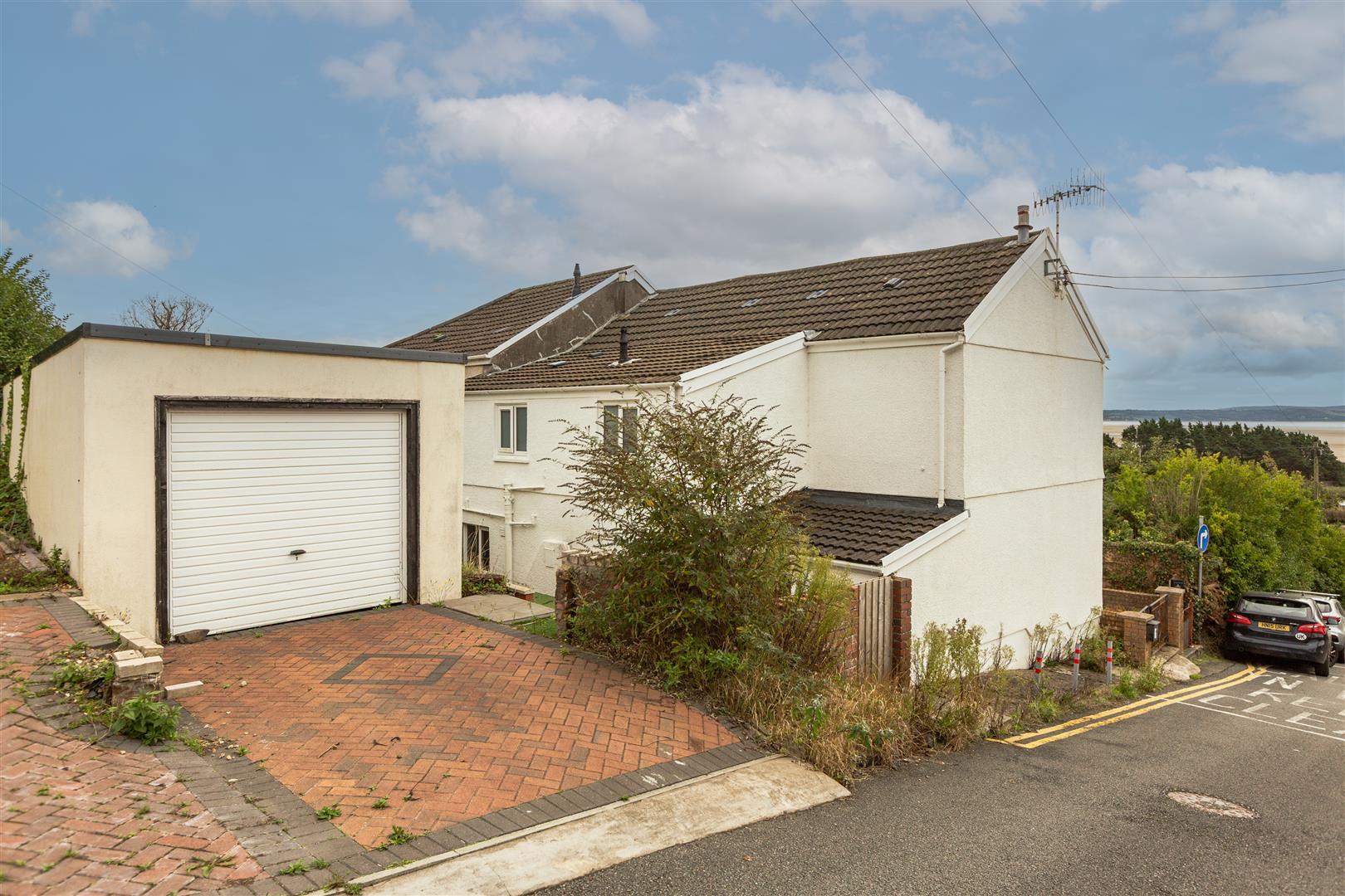 Myrtle Hill, Llanelli, SA15 4BH